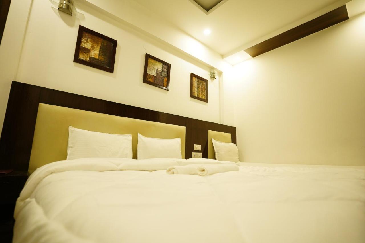 Hotel Sehej Inn New Delhi Ngoại thất bức ảnh